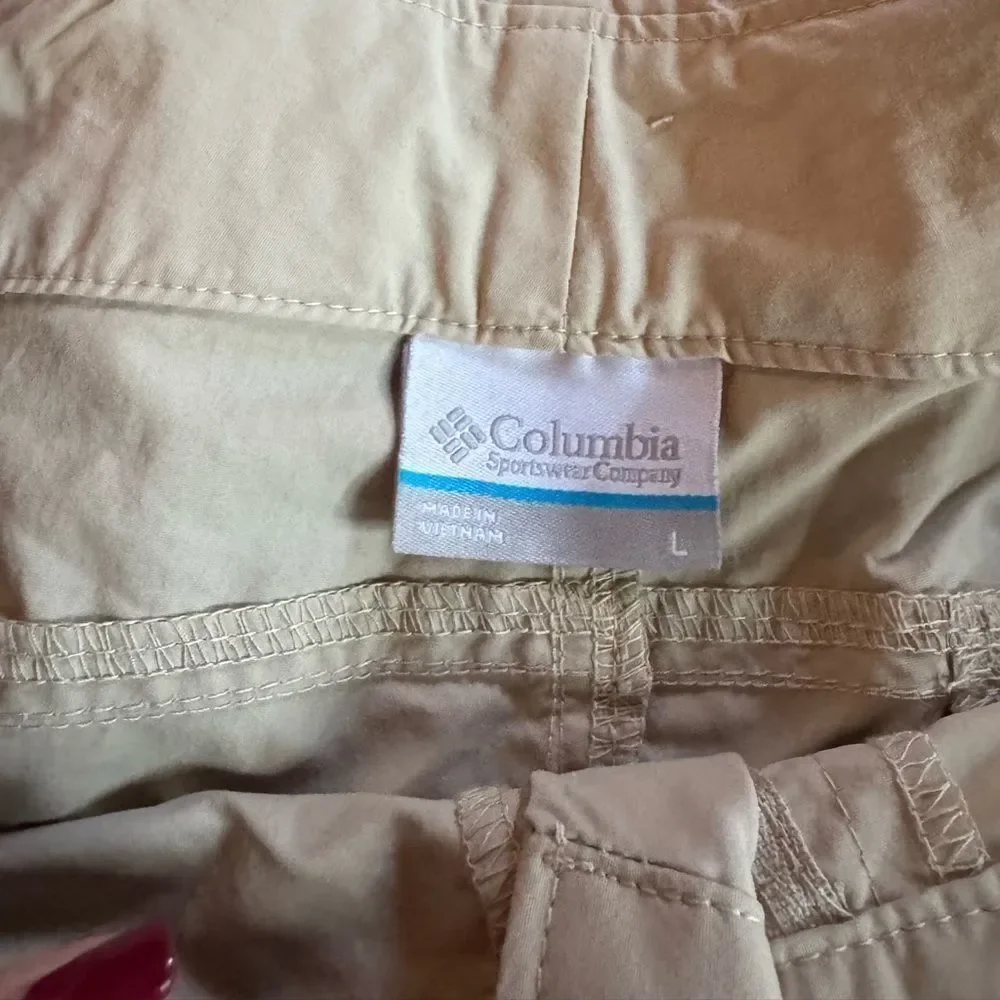 NWT Columbia PFG Women's Omni Wick Khaki Shorts Size Large